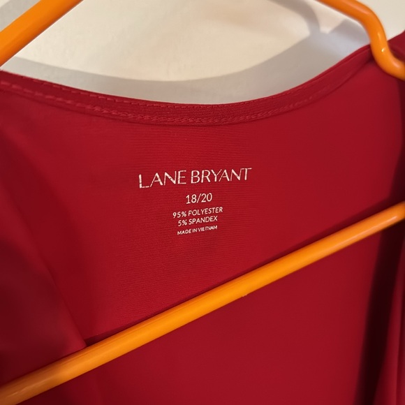 Red sleeveless cowl top. - Picture 5 of 5